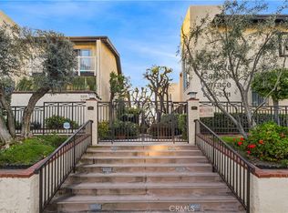 5255 Coldwater Canyon Ave APT E, Sherman Oaks, CA 91401