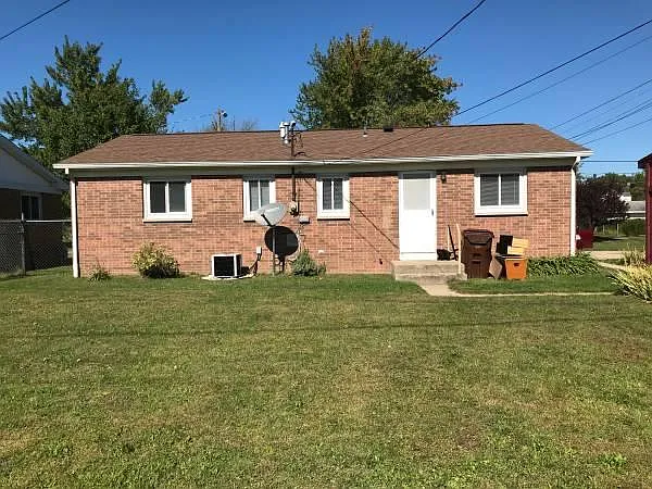 418 Cable St — Photo 4