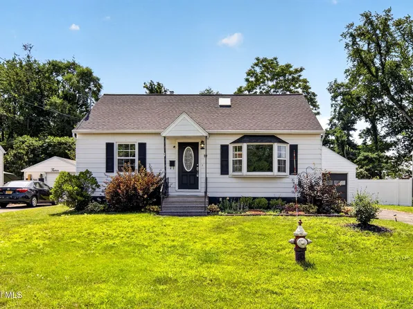 11 Old Myers Drive, Albany, NY 12205