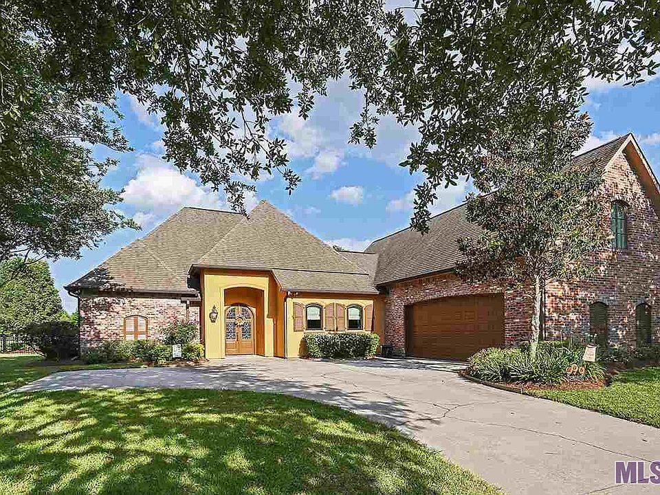 1st image of 6114 Tezcuco Ct