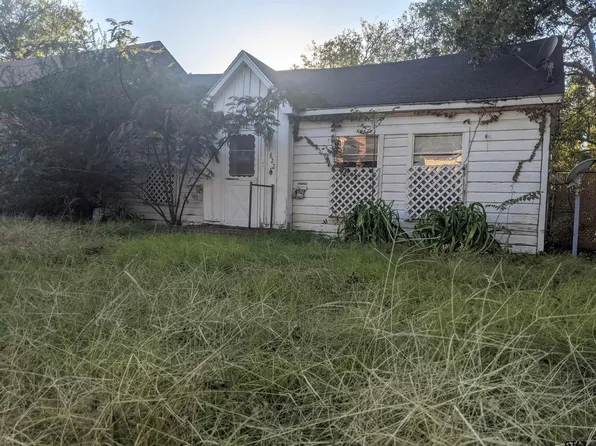 1822 N Palace Ave, Tyler, TX 75702