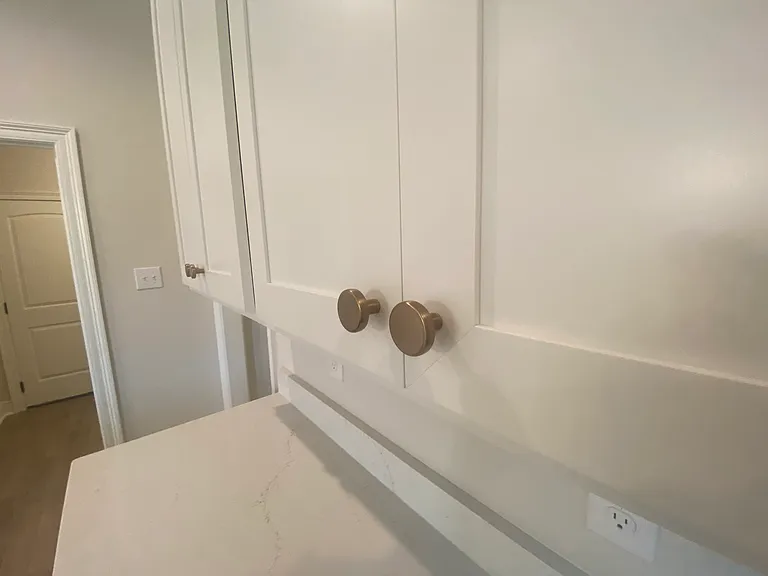 21200 Astoria Ln — Photo 12