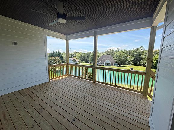 3rd image of 167 Hidden Hills Dr