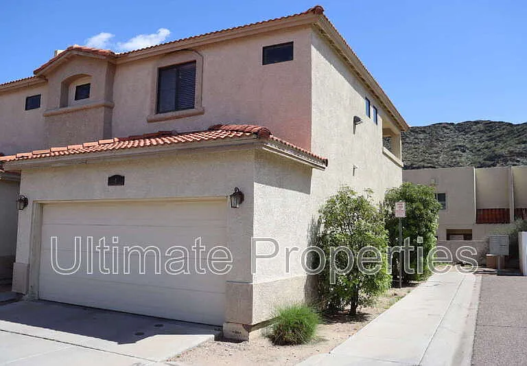 1505 E Sahuaro Dr #4 — Photo 2
