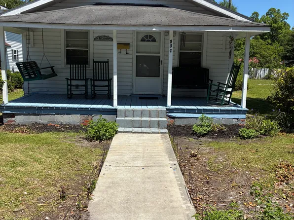 (undisclosed Address), Mullins, SC 29574