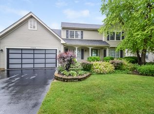 7095 Dada Dr, Gurnee, IL 60031