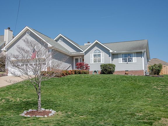 3rd image of 2505 W Wind Dr