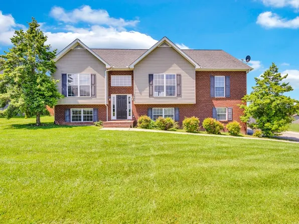 1964 Clemmons Rd, Cookeville, TN 38501