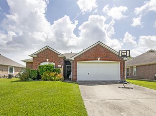 302 King William Dr, La Porte, TX 77571