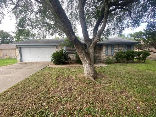 3710 Mendenhall Dr, Corpus Christi, TX 78415
