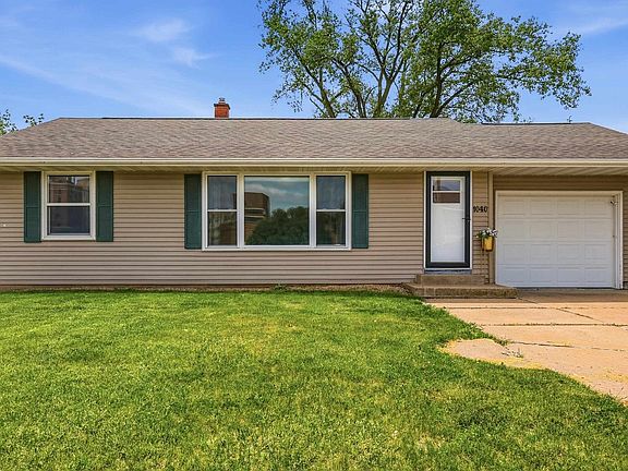 2nd image of 1040 Clara Ct