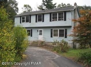 178 Livingston Rd, Reeders, PA 18352