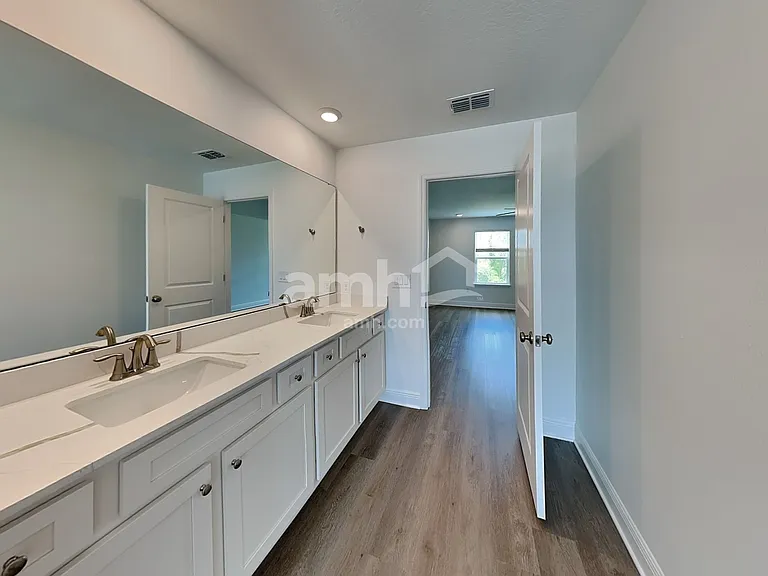 5357 Boulder Creek Cv — Photo 17