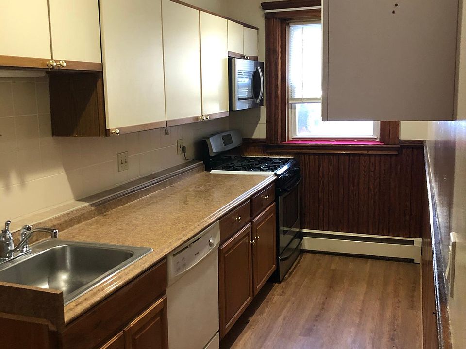 25 Perkins St Salem MA Zillow