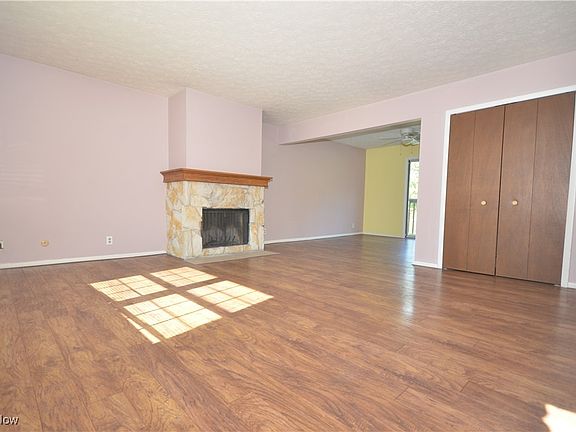 5th image of 1323 Cedarwood Dr