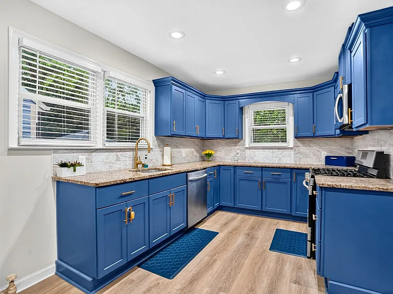 639 Walsh Ave — Photo 11