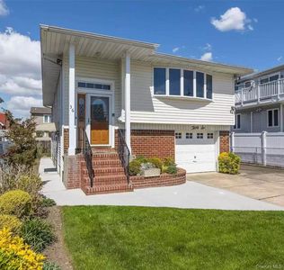 36 2nd Avenue, East Rockaway, NY, 11518