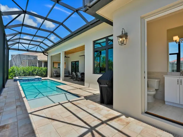 1065 Cottonwood Ct, Marco Island, FL 34145