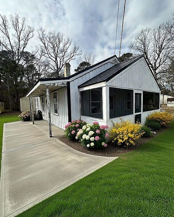 1st image of 794 Warner Ln