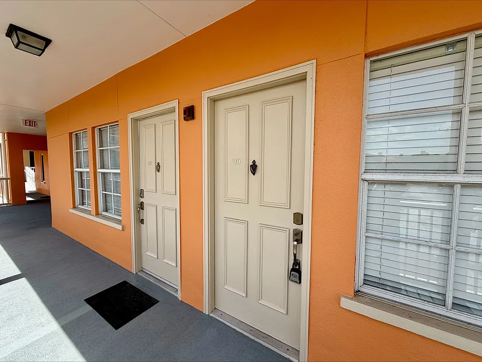 606 Market St #230