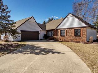 3168 South High Crest Road, Beloit, WI 53511