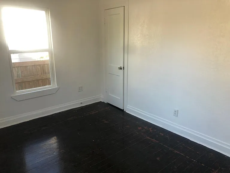 801 Aron St — Photo 30