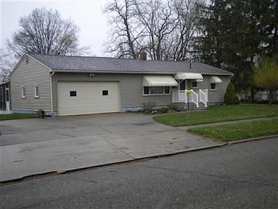 1st image of 632 W New York Ave
