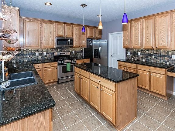 5th image of 13418 Silverstone Dr