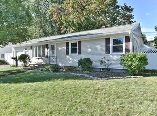 23 Meredith Dr, Coventry, RI 02816