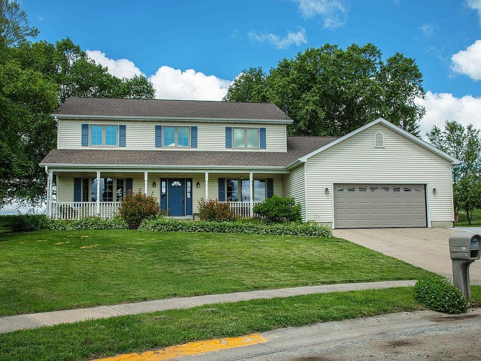 1st image of 104 Maple Cir