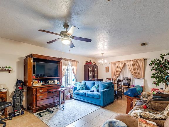 5th image of 10007 Raymondville Rd