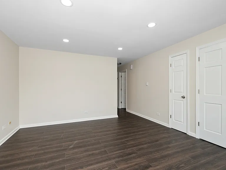 11015 S Lloyd Dr #1 — Photo 7