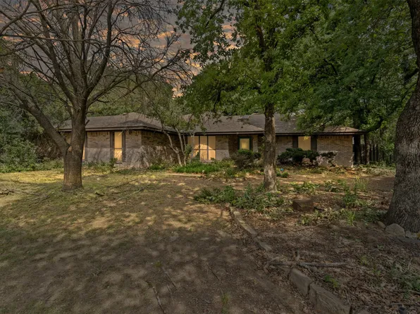 104 Murls Lake Rd, Weatherford, TX 76085