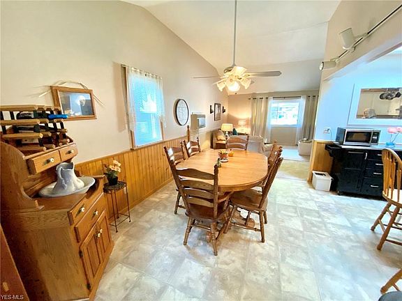 5th image of 4271 Danberry Dr