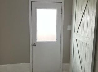 719 N Clinton Ave #1, Saint Johns, MI 48879