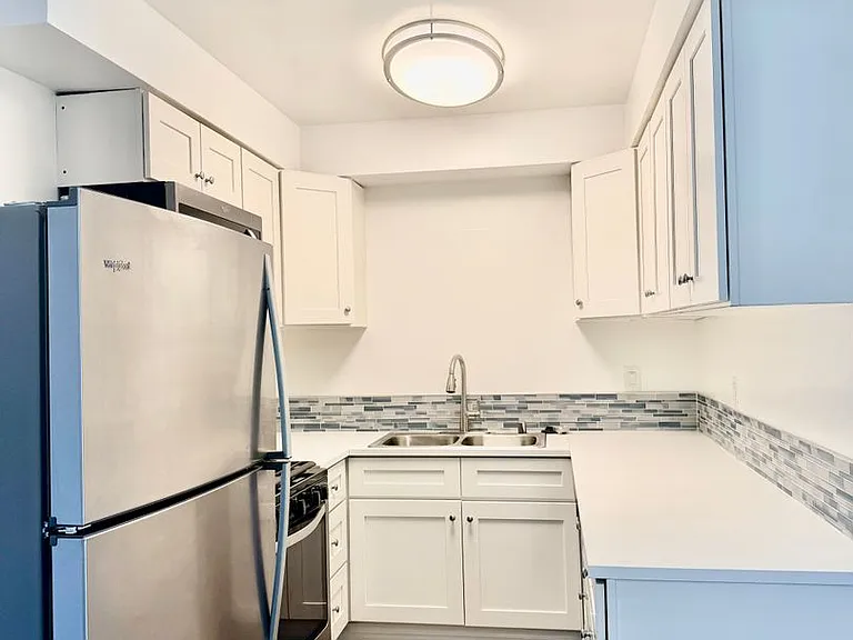 1595 E. Chevy Chase Drive — Photo 1