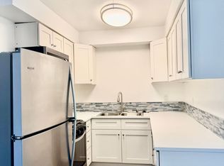 1595 E. Chevy Chase Drive, Glendale, CA 91206