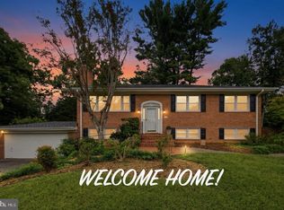 1036 Carper St, Mc Lean, VA 22101