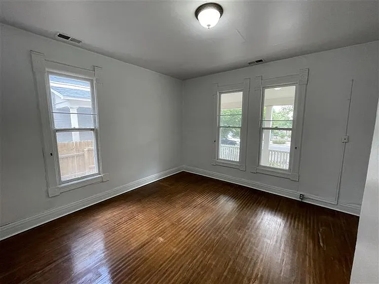 306 Walter St SE — Photo 21