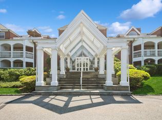 333 N State Rd APT 20, Briarcliff Manor, NY 10510