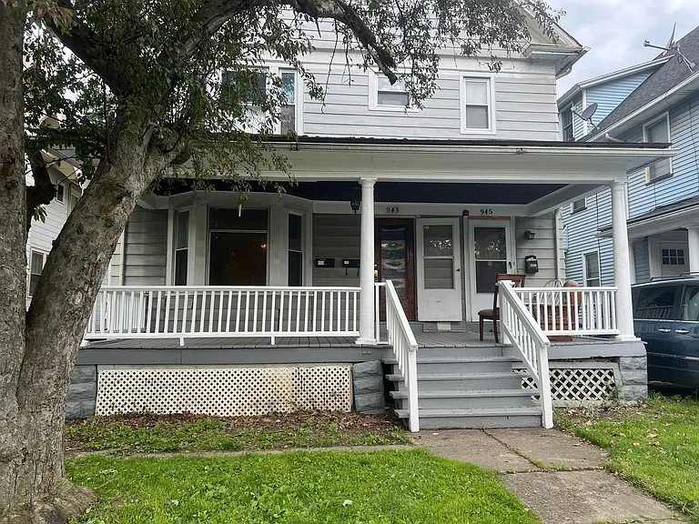 943-945 Dewey Ave — Photo 1