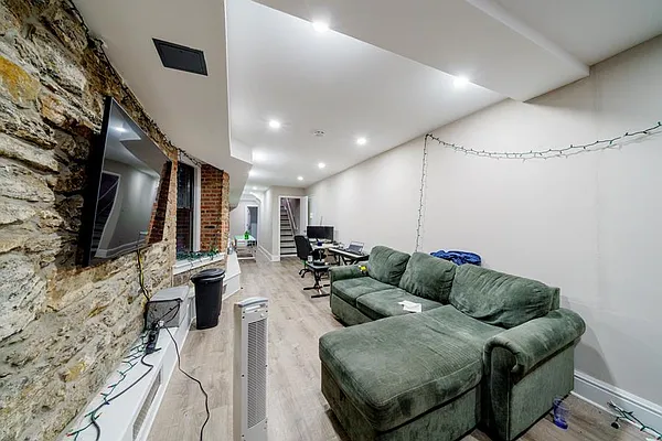 Rented by Douglas Elliman | media 10