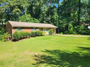 1518 Ashburton Rd, Raleigh, NC 27606