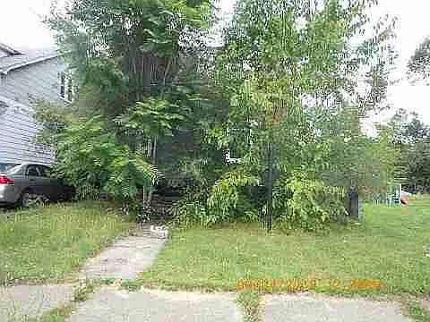 12047 Wade St photo 1