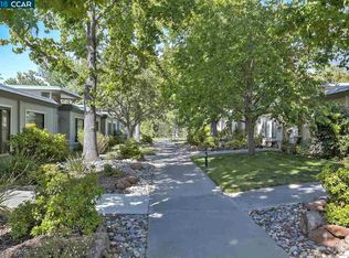 2300 Tice Creek Dr APT 3, Walnut Creek, CA