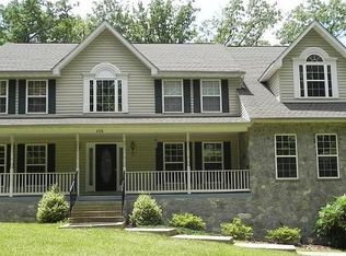 206 Greenbank Rd, Fredericksburg, VA 22406