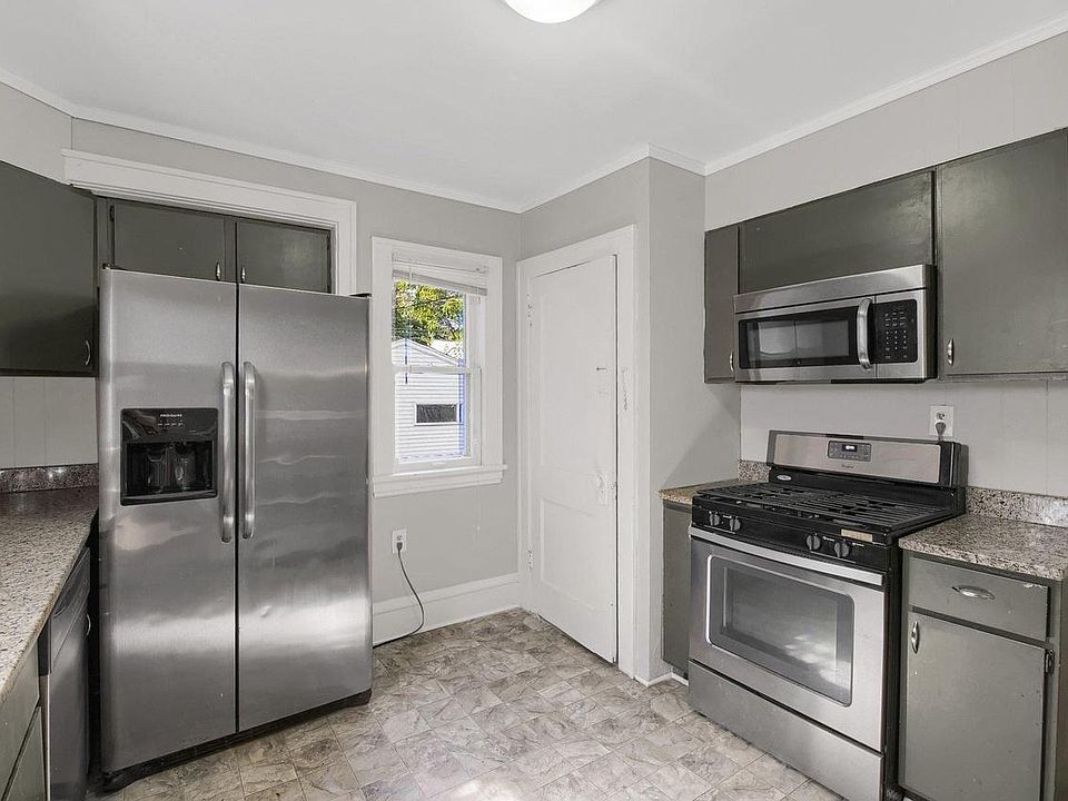 1st image of 40423 27th Ave S