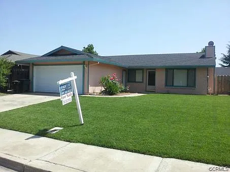 498 E Grove Ave photo 1