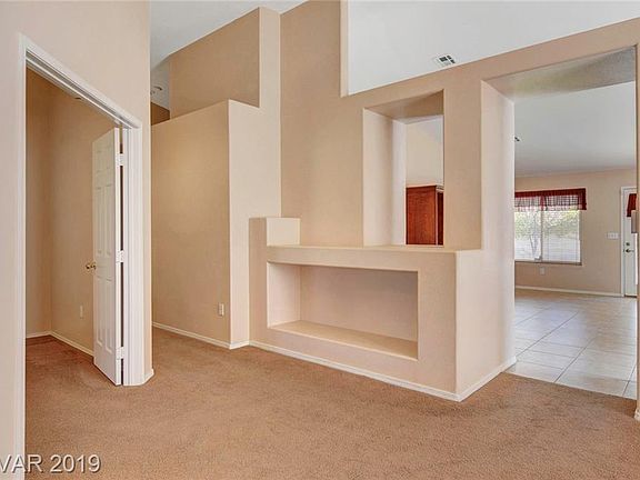 5th image of 5608 Silver Belle St