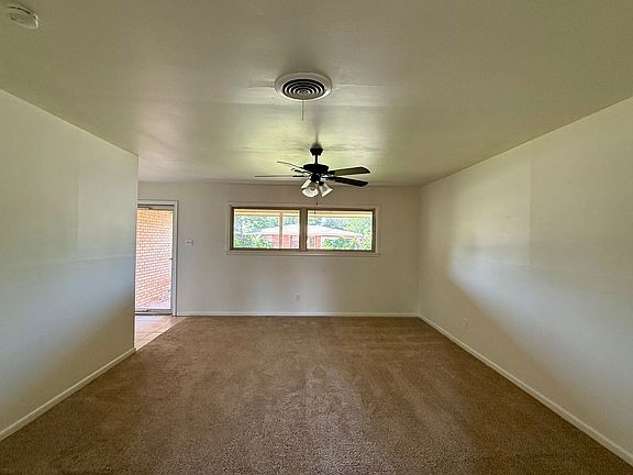 3rd image of 4916 15th St